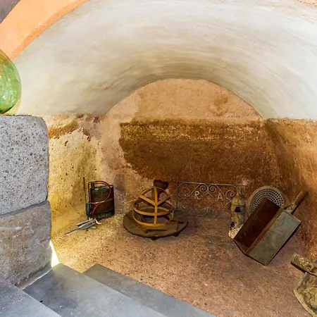 Al Palmento - Antico Palmento Ai Piedi Dell Etna * Zafferana Etnea